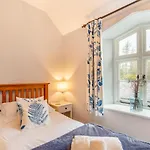 2 Bed In Oc-ds1067