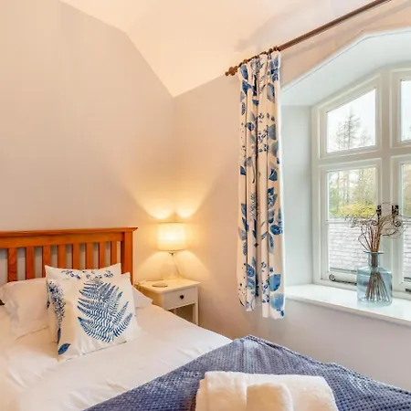 2 Railway Holiday home *