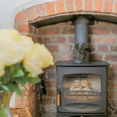 2 Bed In Oc-ds1067 * Selside