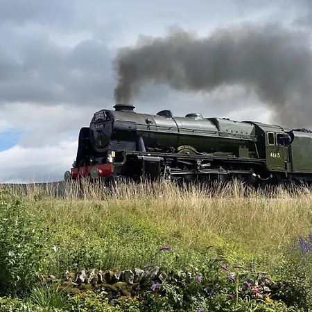 2 Bed In Oc-ds1067 * Selside