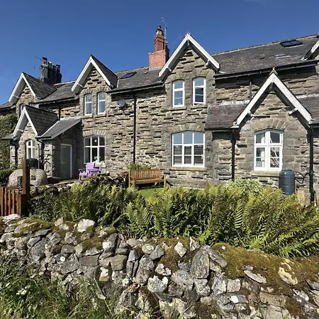 2 Bed In Oc-ds1067 * Selside