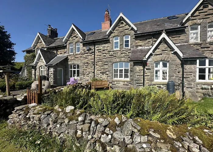 2 Bed In Oc-ds1067 * Selside